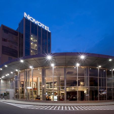 Novotel Warszawa Airport Exteriör bild