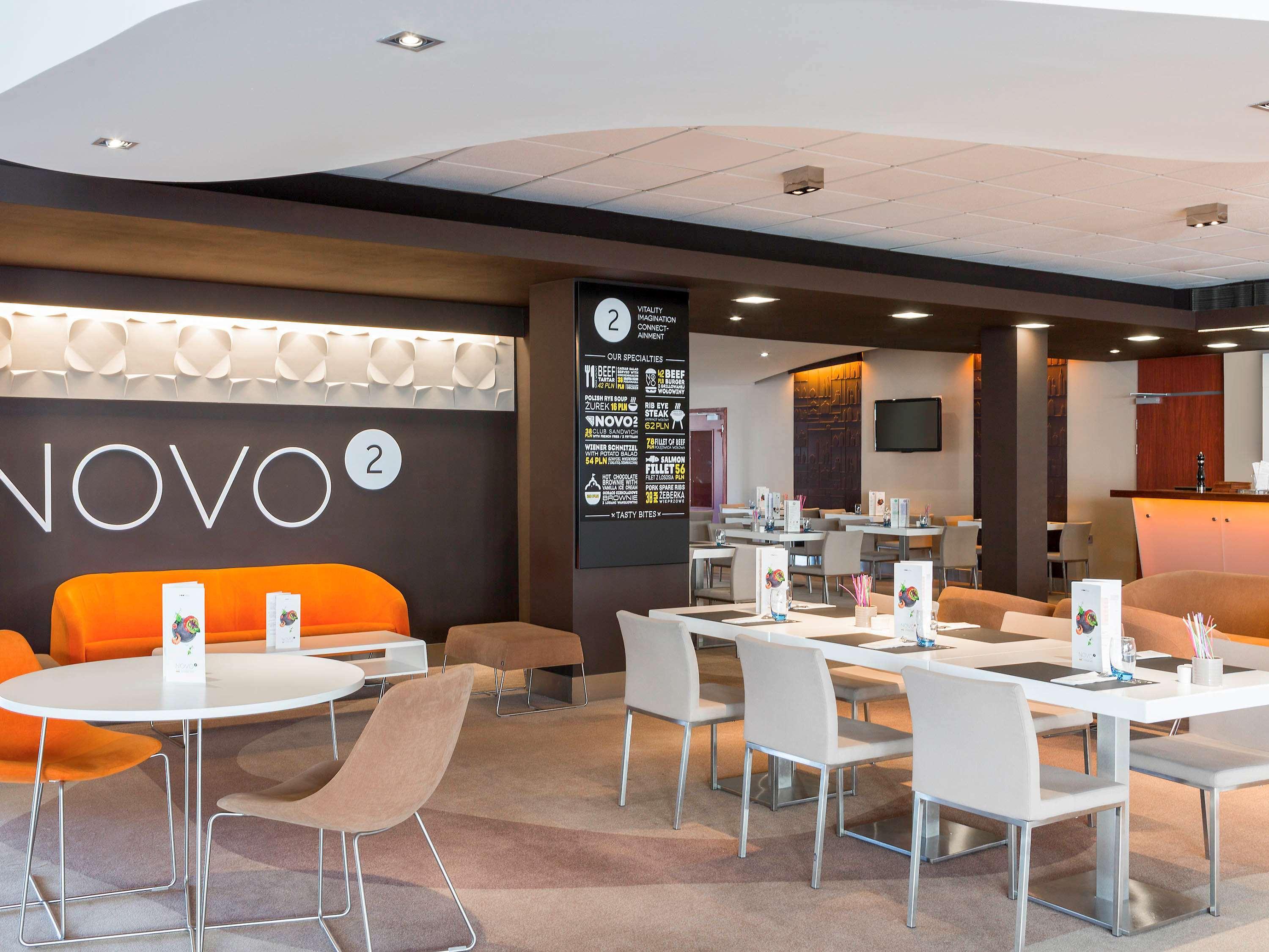Novotel Warszawa Airport Exteriör bild