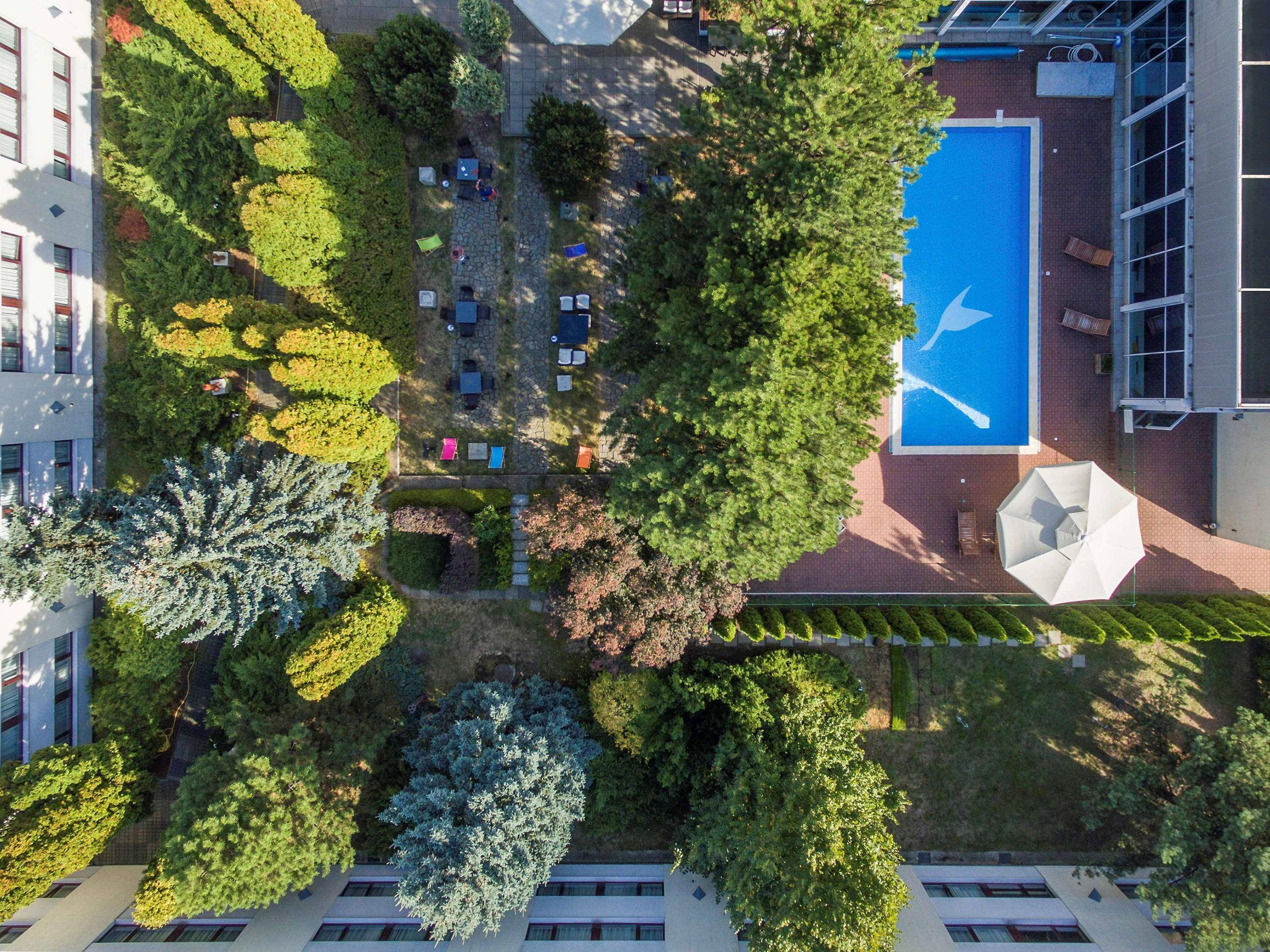Novotel Warszawa Airport Exteriör bild